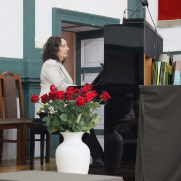 Kwiatek dla Pani Ewy Chlebek – koncert muzyczny